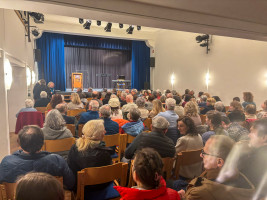 Der Stadtsaal war voll besetzt