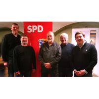 Für den Rupertiwinkel in den Kreistag: Werner Schulzke (Gemeinderat Fridolfing), Werner Schlachta (SPD-Vorsitzender Fridolfing), Dirk Reichenau und Josef Wittmann, Stadträte Tittmoning, Josef Parzinger, SPD-Kreisvorsitzender